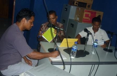 FM Radio Talk Show: PNTL Prontu Ona Fo Siguransa Elisaun 2012? post thumbnail image